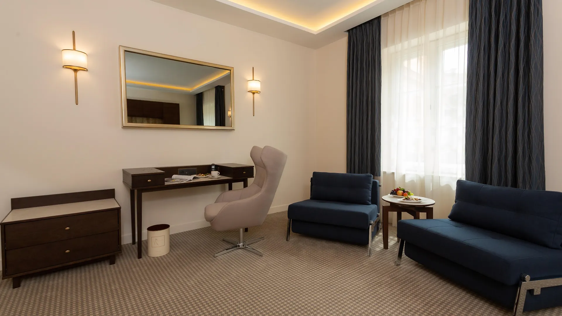 Mamaison Le Regina Boutique Hotel Warsaw 5*,