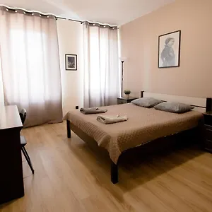 Habitación en casa particular Hidden Peak Guestrooms, Varsovia
